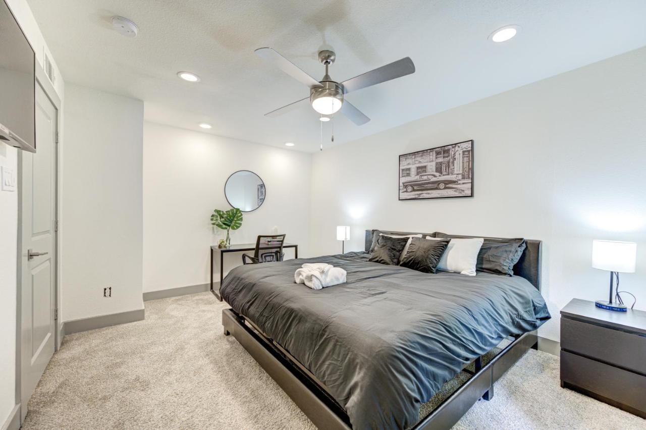 Trendy Midtown Apt, Walk To Shops & Sites, Pets Ok Houston Bagian luar foto