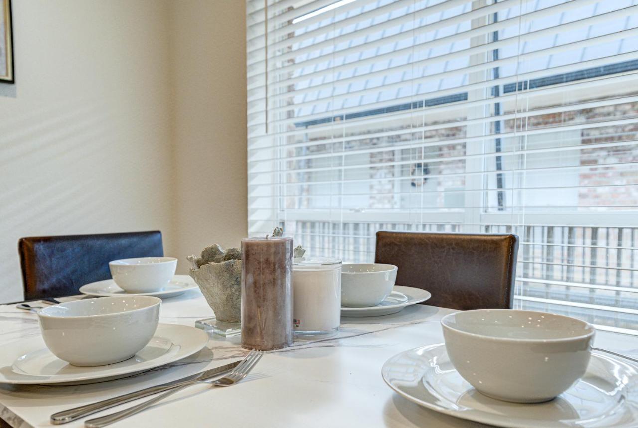 Trendy Midtown Apt, Walk To Shops & Sites, Pets Ok Houston Bagian luar foto