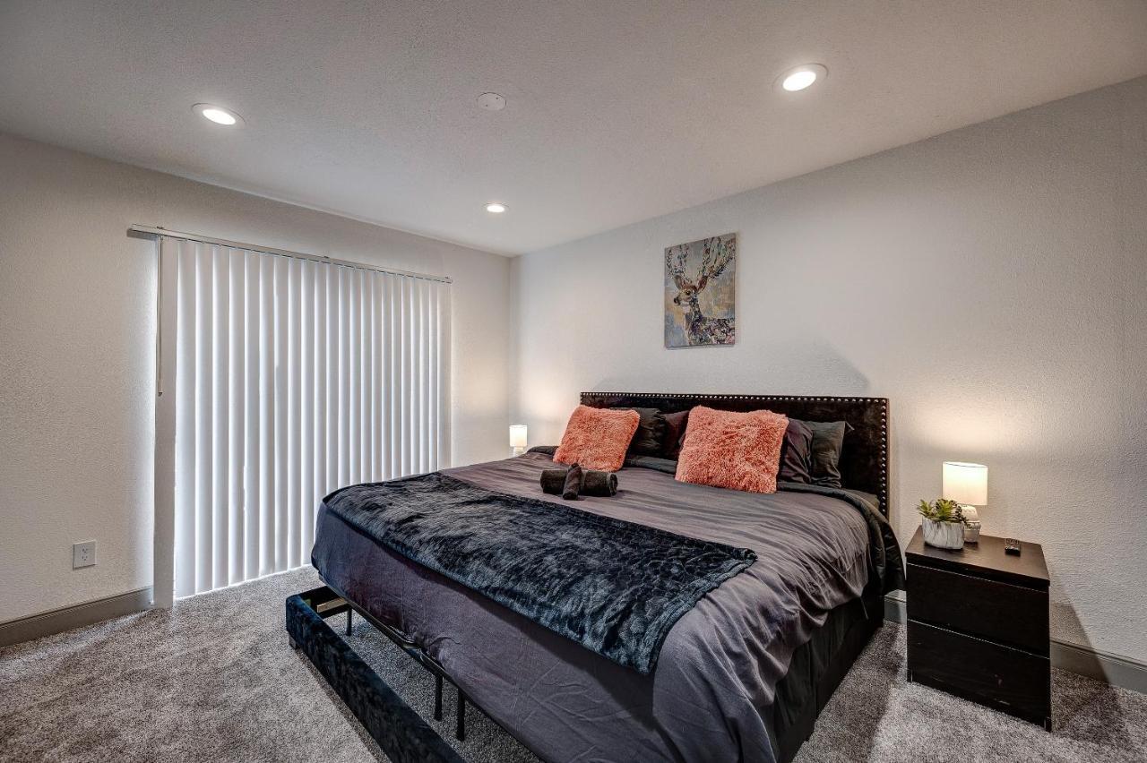 Trendy Midtown Apt, Walk To Shops & Sites, Pets Ok Houston Bagian luar foto